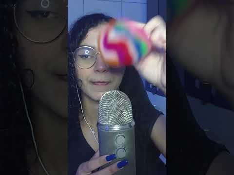 ASMR- Pincel no microfone