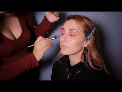 ASMR ~ Make-up ARTIST does my tingly make-up 🍑