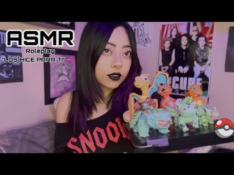 ASMR 🌸🖤| LA CHICA A LA QUE LE GUSTAS TE REGALA TUS POKÉMON FAVORITOS 💕🖤