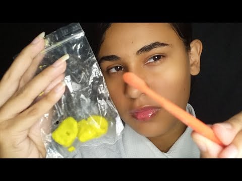ASMR caseiro CLÍNICA CLANDESTINA removendo uma espinha GRANDE em VOCÊ