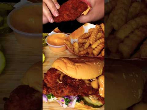 Dave’s Hot Chicken! 😳 #asmr #chicken #shorts