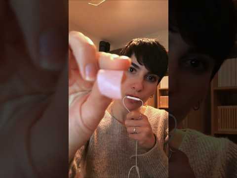 1 minuto quitandote tiritas de la carita 😌 #ASMR #lofi #relax #carita #mouthsounds