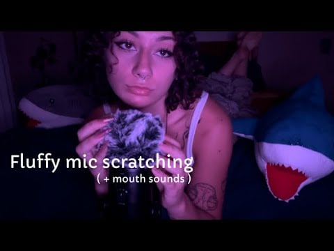 ASMR | fluffy mic scratching, fabric scratching, mouth sounds (+rambling)
