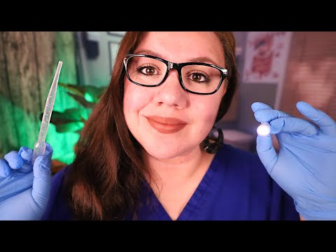 ASMR Roleplay EXAMEN Medico INTENSO de la PIEL / ASMR Español para Dormir / Murmullo Latino