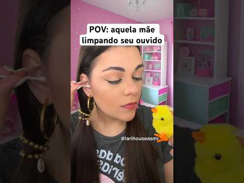 POV: aquela mãe limpando seu ouvido #humor #shorts