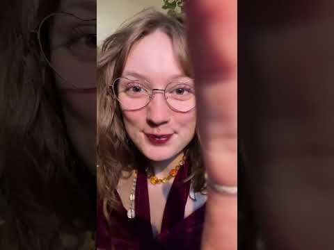 🧚🏼🌲No talking ASMR ‘typing in some pleasant surprises for your week ahead’ for whoever wants it.