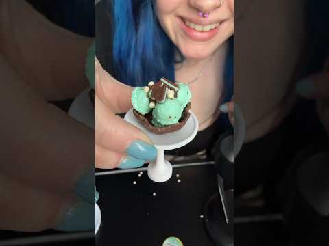 ASMR Mini Verse Sundae 😋 (full on ✅⏰) #minifood  #asmrfood #asmr #shorts