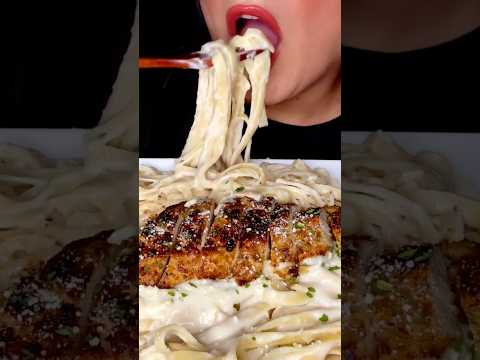 CREAMY CHICKEN FETTUCCINE ALFREDO #asmr #food #noodles #eat