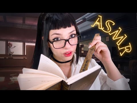 ASMR PROFESSORA DREAMY TE AJUDANDO 👩‍🏫📚😴