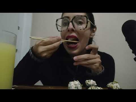 ASMR | COMENDO COMIDA JAPONESA 😋😋🍱🍙 #asmr #mouthsounds