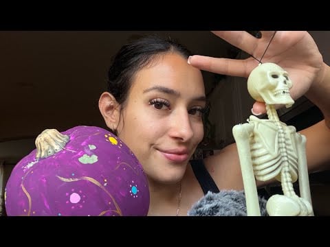 ASMR in SPANISH | Halloween Triggers in my Kitchen🎃
