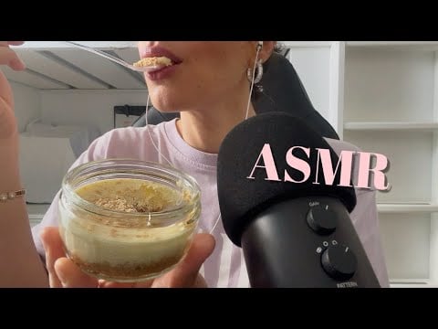 ASMR| New York Cheesecake & Vanilla-Mousse ~ Eating Sounds (No talking)