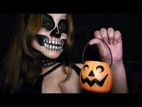 ASMR Caseiro: fazendo a sua maquiagem de Halloween | Sons de boca e tapping 🎃💀✨️
