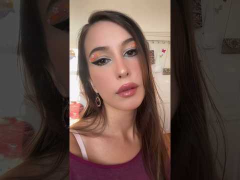 Relooking fée du printemps avec ce makeup fleuri 🧚🏼‍♀️✨ #transitionmakeup #makeuptransition