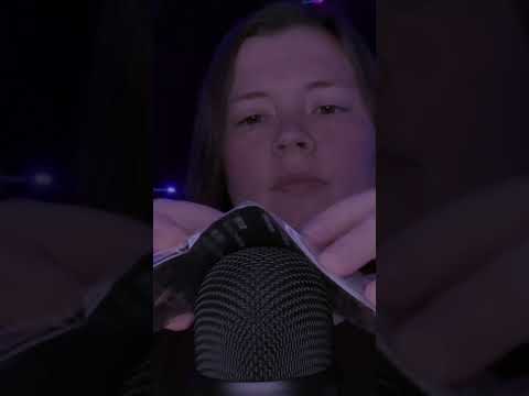 this plastic sound scratches my brain ✨ (asmr)