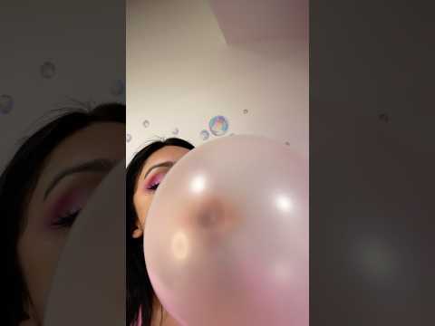 BUBBLE ASMR | blowing HUGE bubble chewing sounds #asmr #bubblegum