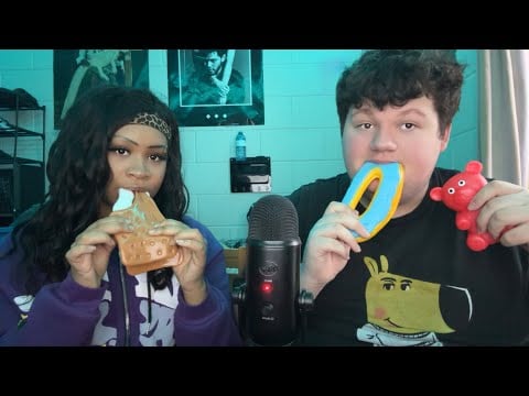 Chewing On Taba Squishies!! Mouth Sounds With VeraBunniASMR ❤️❤️✨