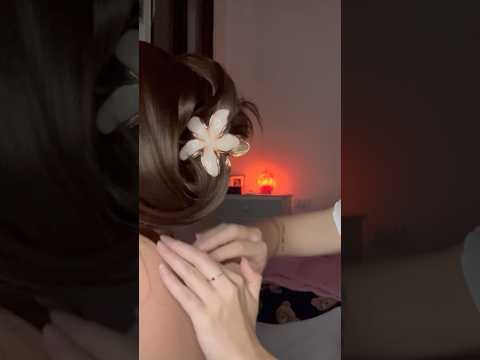 Grattini a testa e schiena per farti addormentare ✨ guarda il video completo sul canale #asmr