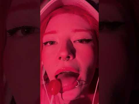 #asmr #lollipop #mouthsounds #egirl