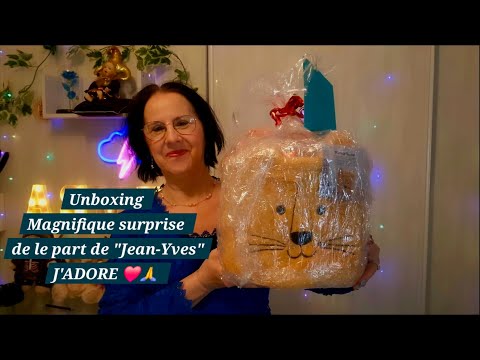 Asmr français, Unboxing magnifique surprise, de la part de "Jean-Yves " Merci ❤️😘⚘️