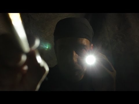 ASMR - The Refugee Pt. 1 Roleplay (makeup application) Binaural