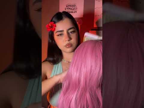 ASMR - AMIGA PENTEANDO SEU CABELO #shorts