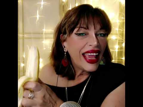 ASMR TE MAQUILLO con COMIDA SUPER RÁPIDO😘FAST AND AGGRESSIVE MAKEUP💄#shorts #cortos🔥