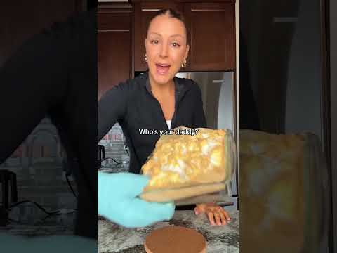 200 calories. 20g of protein. Apparently the best omelette of all time