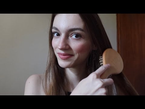 ASMR - Je me brosse les cheveux pour te relaxer 
