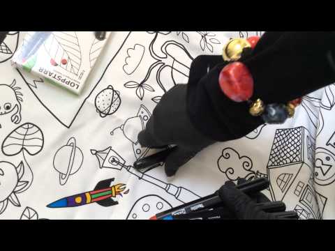 [ ASMR ] Black latex gloves , hair and colours