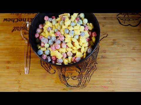 Funny Day Thrifting | Berry Kids Krunch Cereal ASMR Eating Sounds