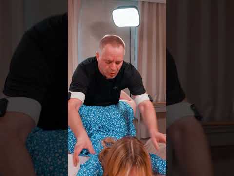 Stretch. Crack. Healing.—Natasha’s session seals effortless flow #chiropractic