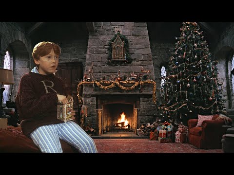 Cozy Christmas Fireplace 🎄Unwrapping Gifts at Hogwarts - Harry Potter inspired Ambience | Gryffindor