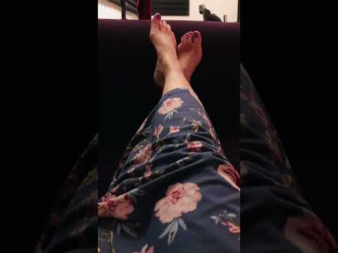 ASMR bare feet relaxing workweek