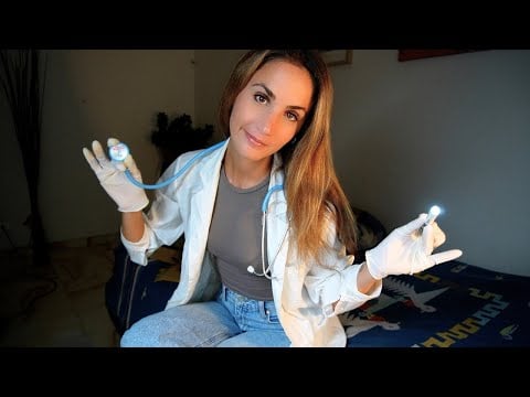 Dottoressa ti visita a casa 👩‍⚕️ | ASMR ITA | Home Visit Medical Exam • Roleplay