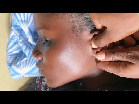 ASMR SISTER EAR PICKING AND CLEANING WITH GUM CHEWING/ RELAXING ASMR