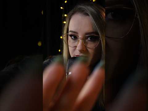 Qual dos dois você prefere? 😴 | #asmr #asmrsussurros #asmrmouthsounds