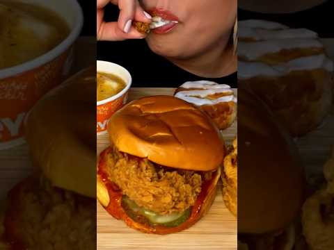 Popeyes Crispy Chicken #shorts #asmr #asmreating #popeyes