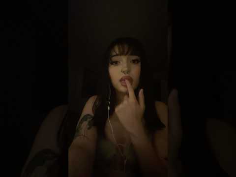 ASMR quick mouth sounds
