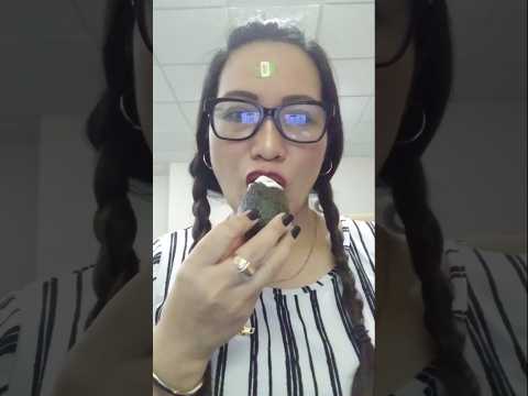 ONE TIME BITE AVOCADO #shortsfeed #mukbang #everyone #avocado #challenge #fruit #eatingshow
