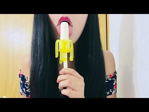 ASMR CHUPANDO PALETA DE PLATANO🍌👅