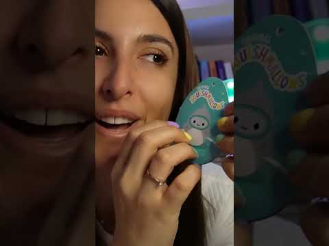 RILASSATI CON IL MIO PRIMO SQUISHMALLOW 😍 ASMR ITA #shorts