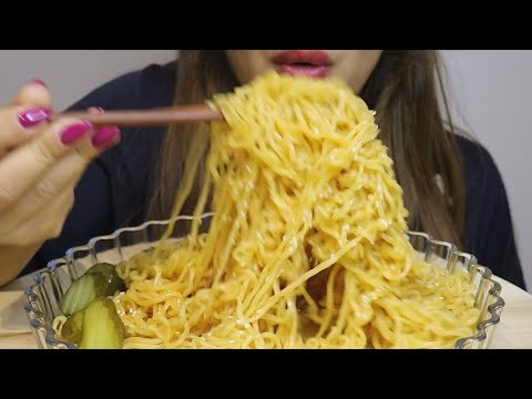 ASMR RAMEN KIMCHI NOODLES / PICKLED CUCUMBER / no talking / CREMA ASMR #asmr #mukbang #ramen #food