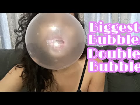 BUBBLE GUM. BIG BUBBLES.