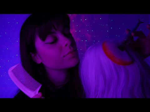 GIOCO con i TUOI CAPELLI per farti DORMIRE 💤😴 (hair brushing) ASMR ITA