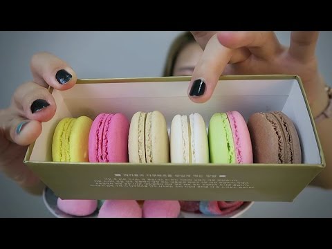 [Eng Sub][한국어 ASMR] 달달한 마카롱과 젤리 이팅 사운드/Sweet Macaron and Jelly eating sound