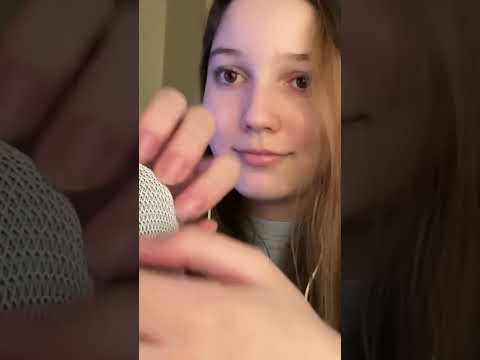 Mic scratching all the way (i look so concentrated doing it xd) #asmr #relax #asmrsleep #asmrvideo