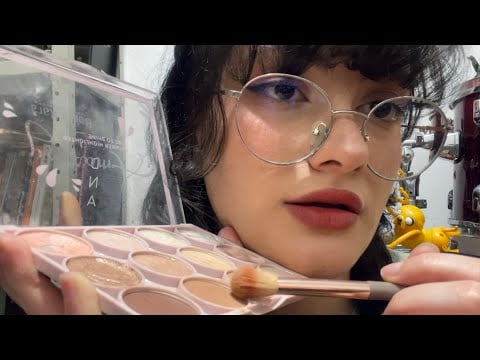 ASMR ROLEPLAY: SUA AMIGA TE MAQUIANDO ✨