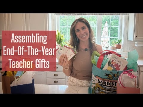 ASMR | Let’s assemble end-of-the-year gifts together 🎁 Soft whisper rambling and crinkley sounds ☺️