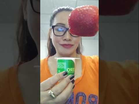 ONE TIME BITE STRAWBERRY WITH YOGURT #everyone #mukbang #shortsfeed #fruit #onebite #viralvideo